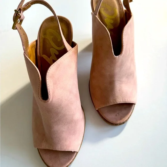 Chunky Heels, Qupid,Pale Pink Suede, 6, Open Toed NWOT - Picture 2 of 5